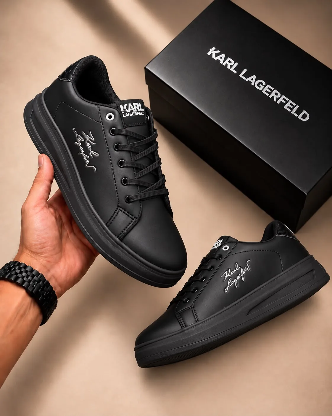 Tenis P0136 KARL Lagerfeld para hombre.