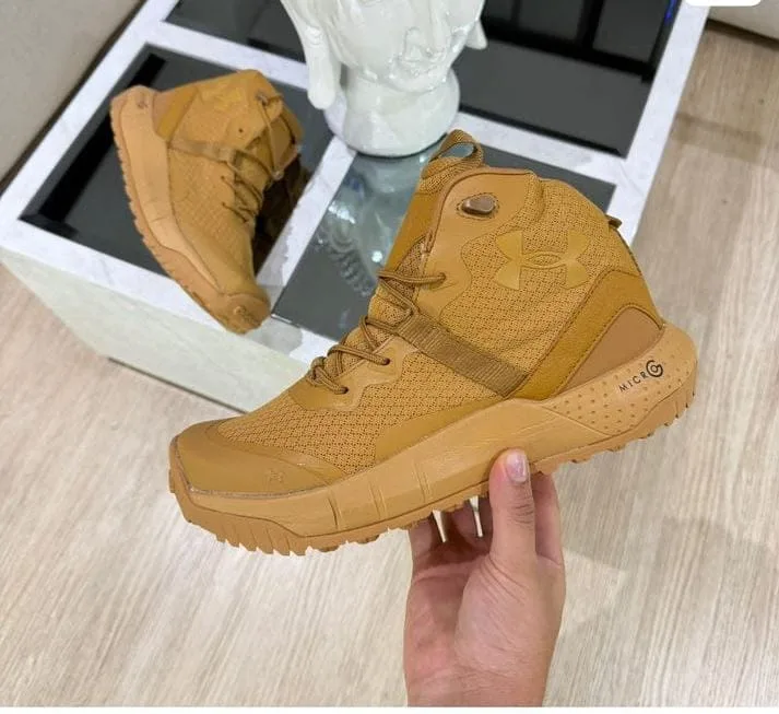 Botas P0123 Under Armour para hombre. imagen 3