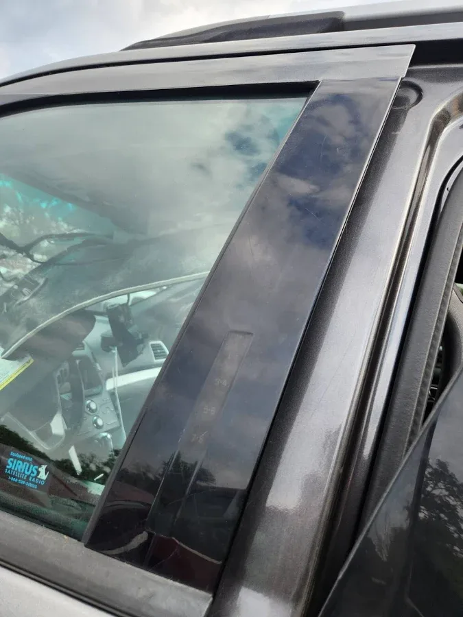 Flecto Moldura de puerta, panel de moldura de puerta, lado del conductor (izquierdo), compatible con Ford Explorer 2011-2019,
