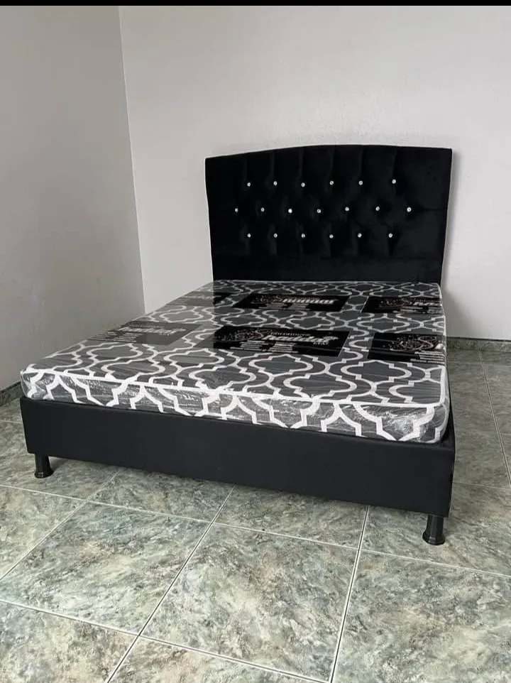 Cama base
