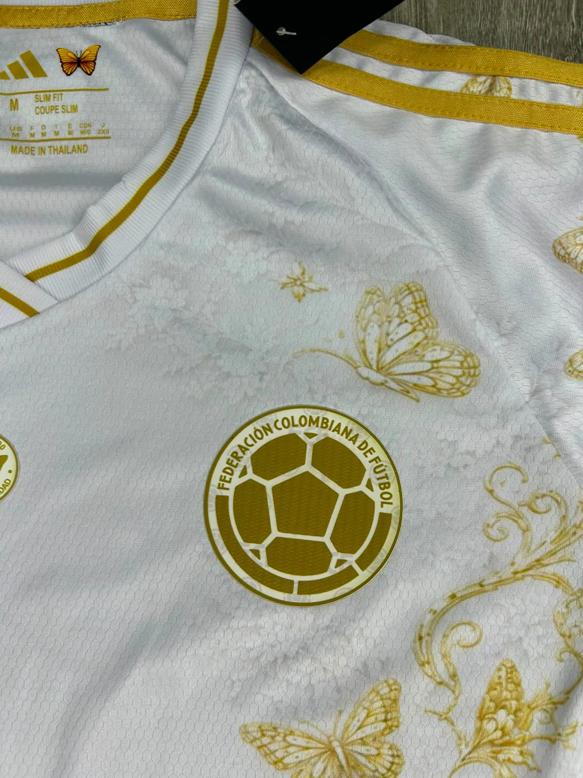 Camiseta Colombia Mariposas Blanca (DAMA) imagen 6
