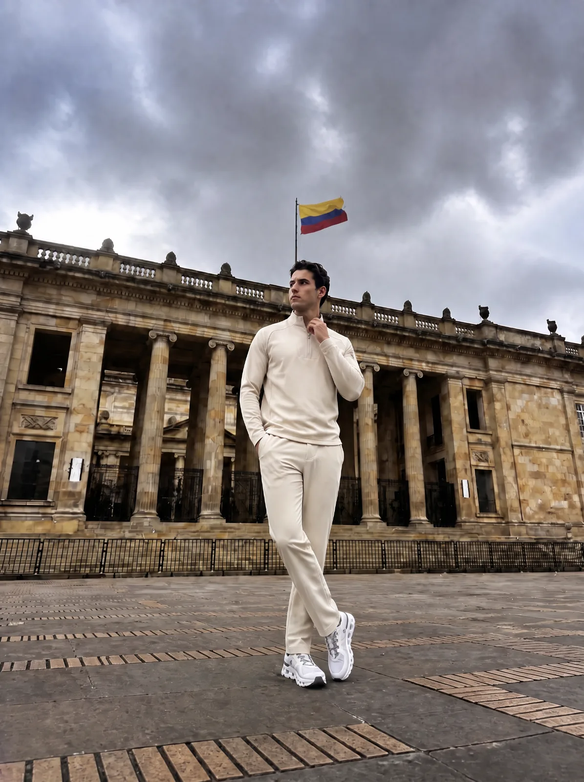 Sudadera P0028 clásica para hombre.