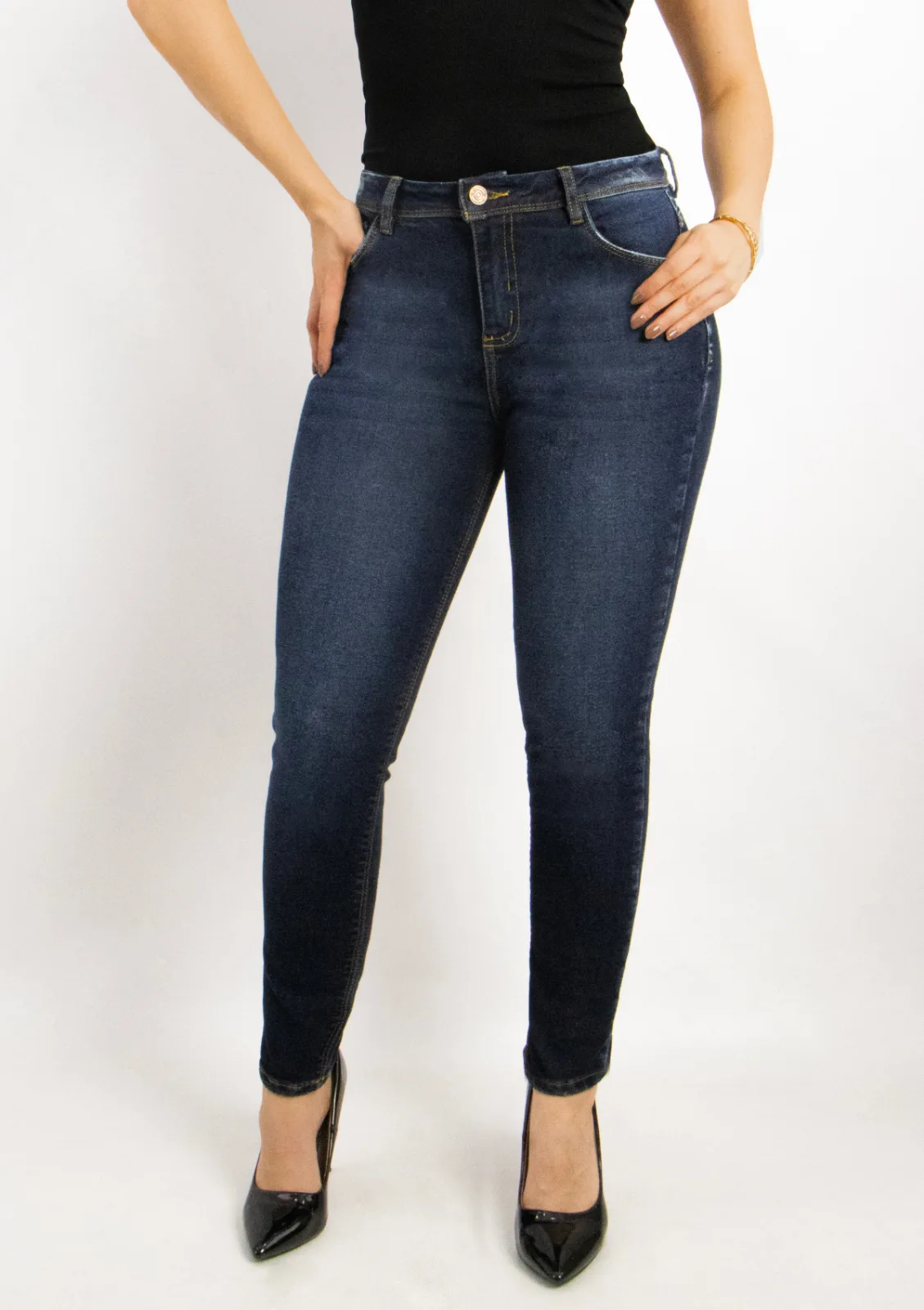 Joy Staz Colombian Jeans Skinny Azul Oscuro Tiro Alto Levanta Cola 116008 Jeans Colombianos Precio regular        €69,95 imagen 2
