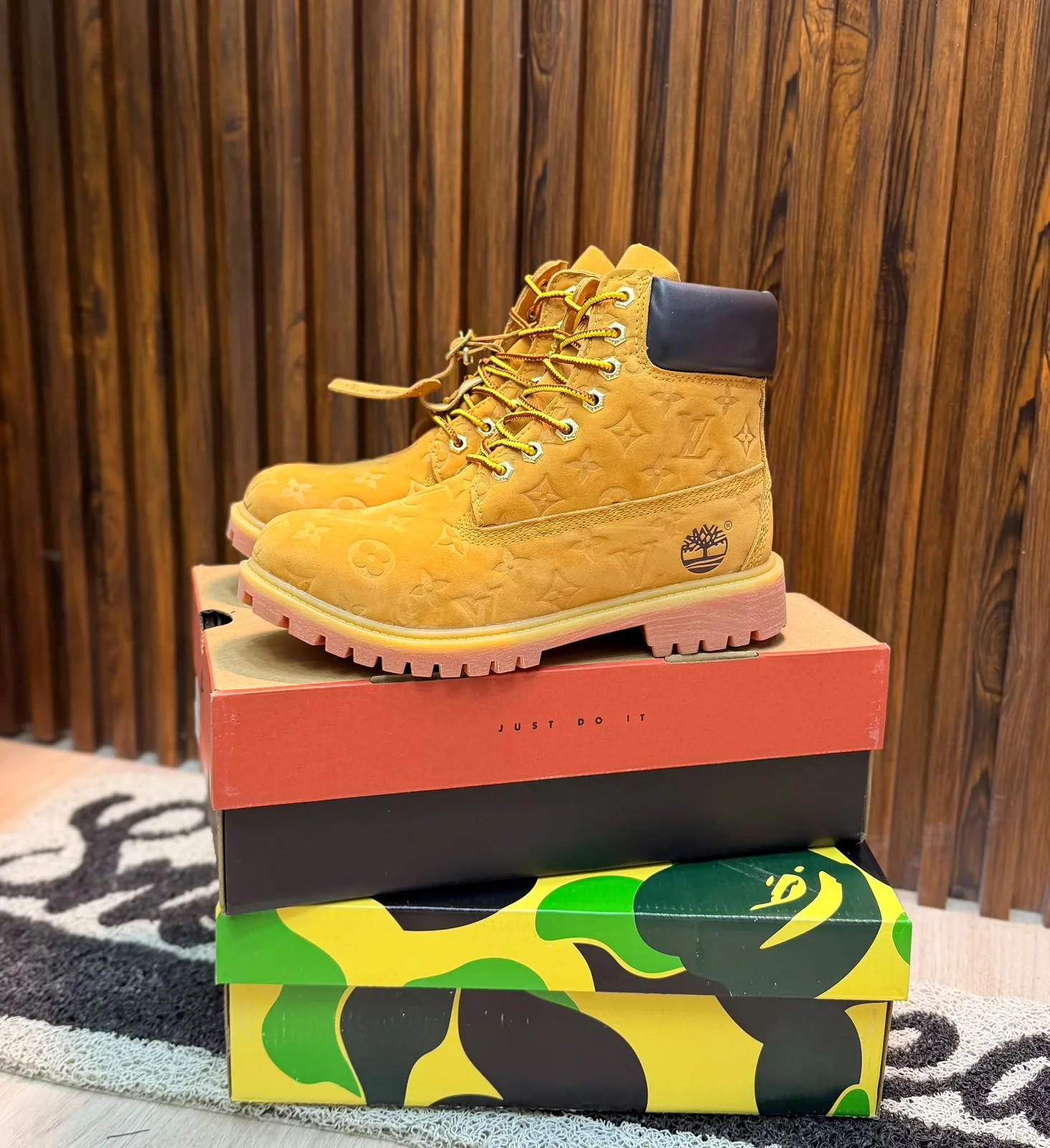 Botas P0098 TimberlandxLouis Vuitton para hombre.