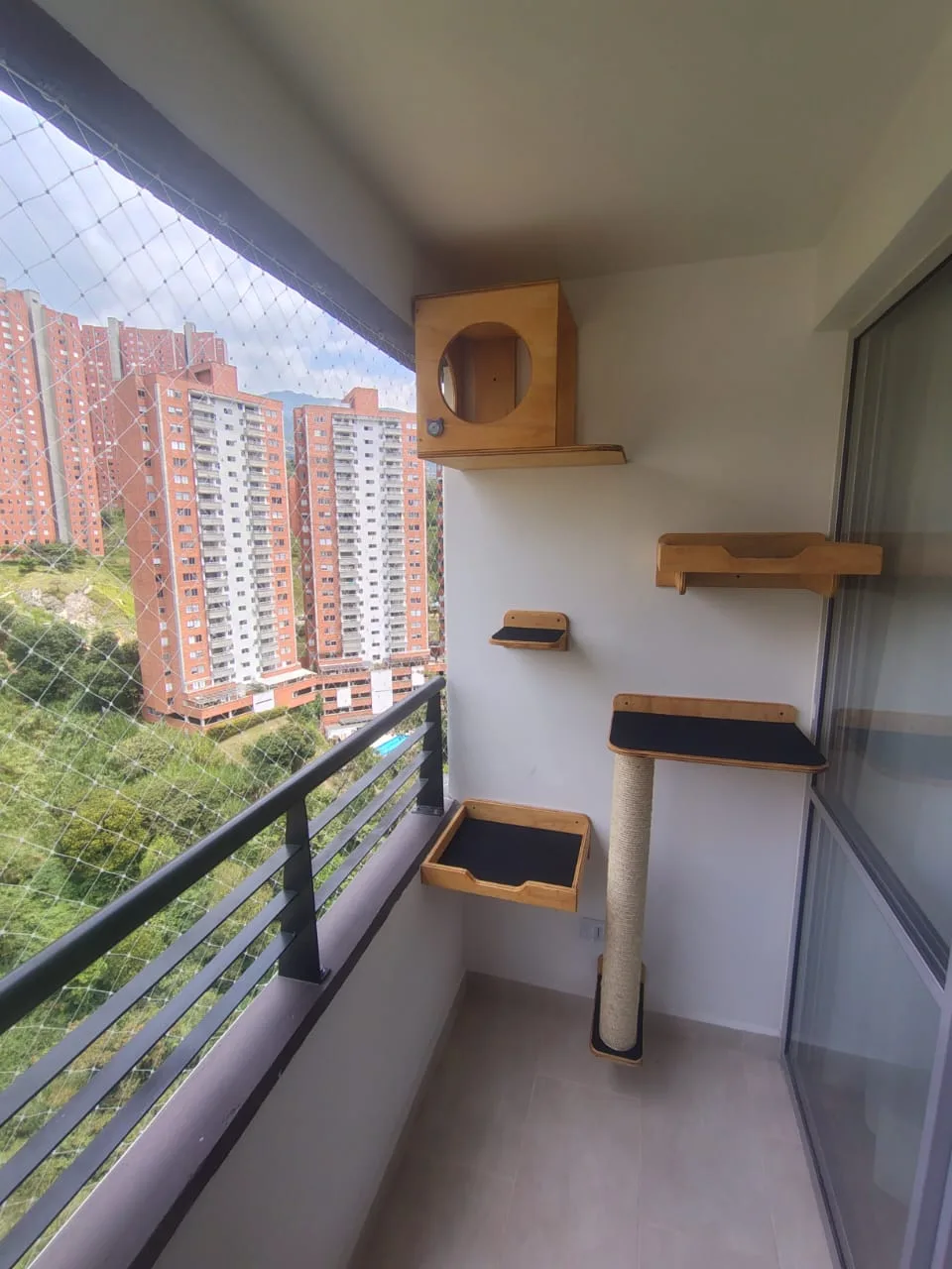 Gimnasio de Pared para Gatos Set Descaso imagen 5