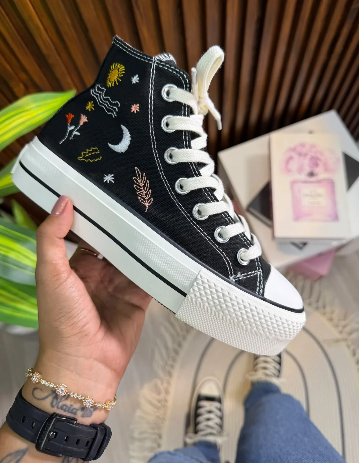 Tenis P0077 Converse luna para mujer. imagen 1