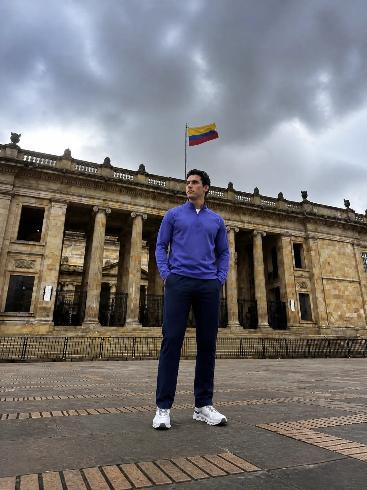 Sudadera P0028 clásica para hombre. imagen 4