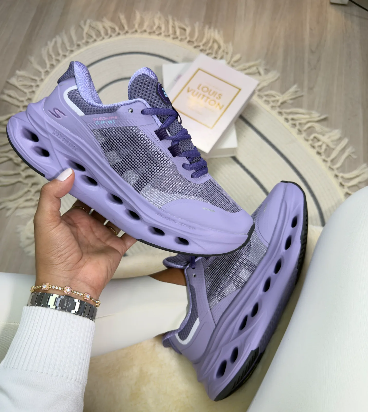 Tenis P0165 Skecher SLIP para mujer. imagen 2