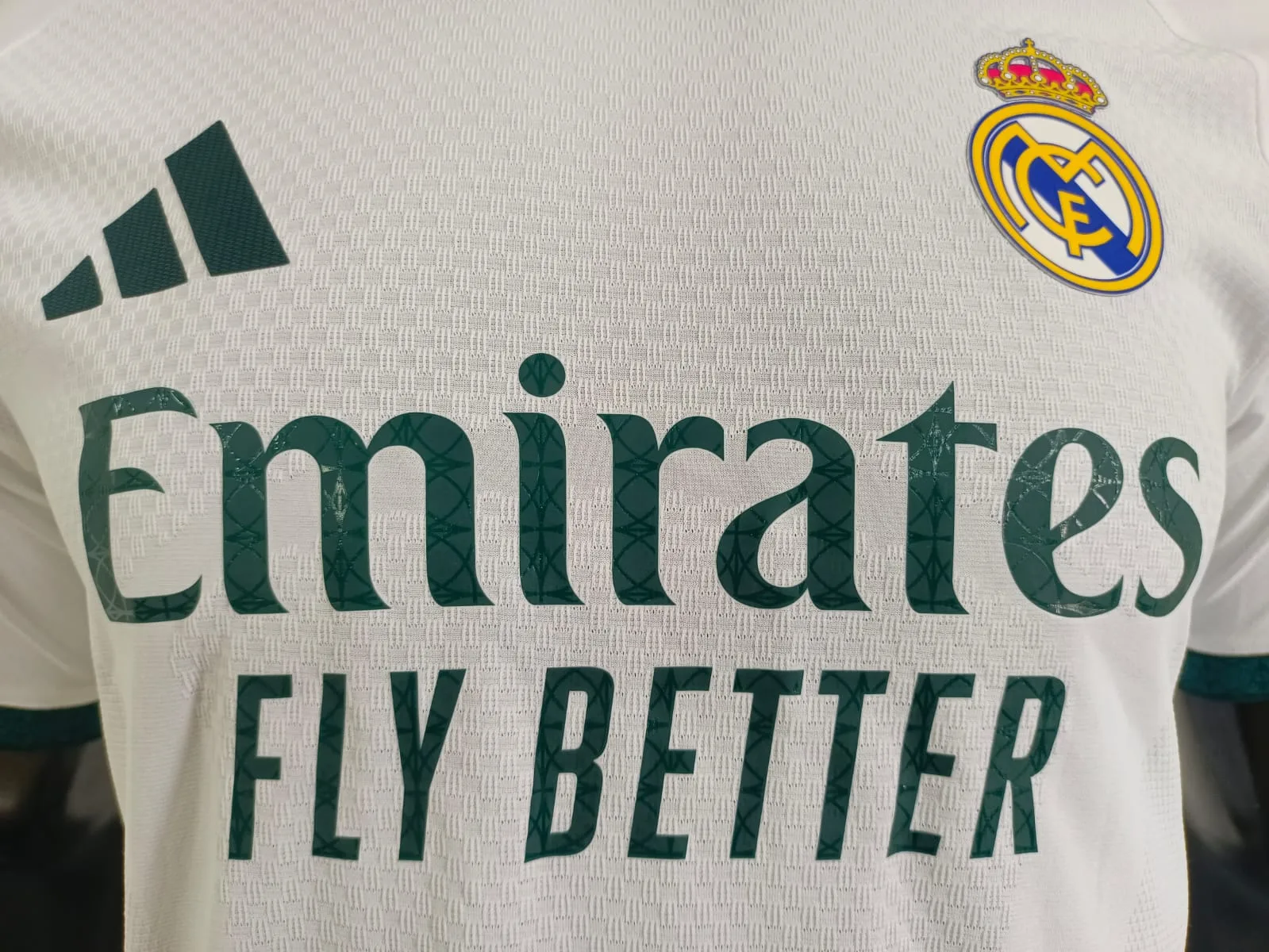 CAMISETA REAL MADRID LOCAL 2026–2027 imagen 6